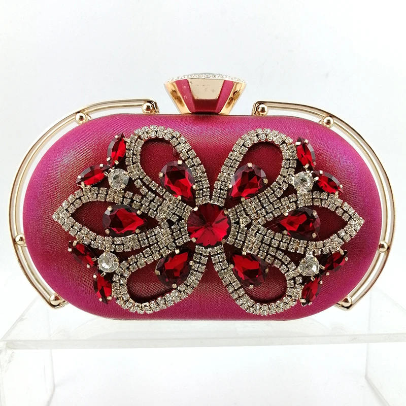 Свадебный клатч серебристого цвета комплект из женских туфель и сумочки в