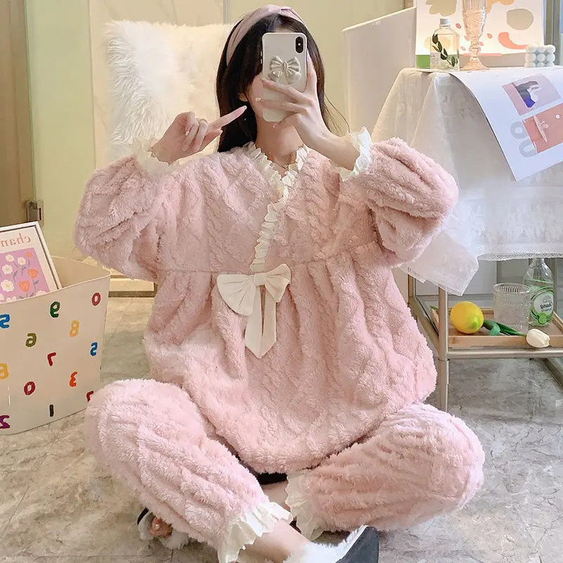 Coral Velvet Pajamas Women's Spring and Winter Thickened Warm, Sweet and Lovely Flannel Home Clothes Two-piece Suit for Women