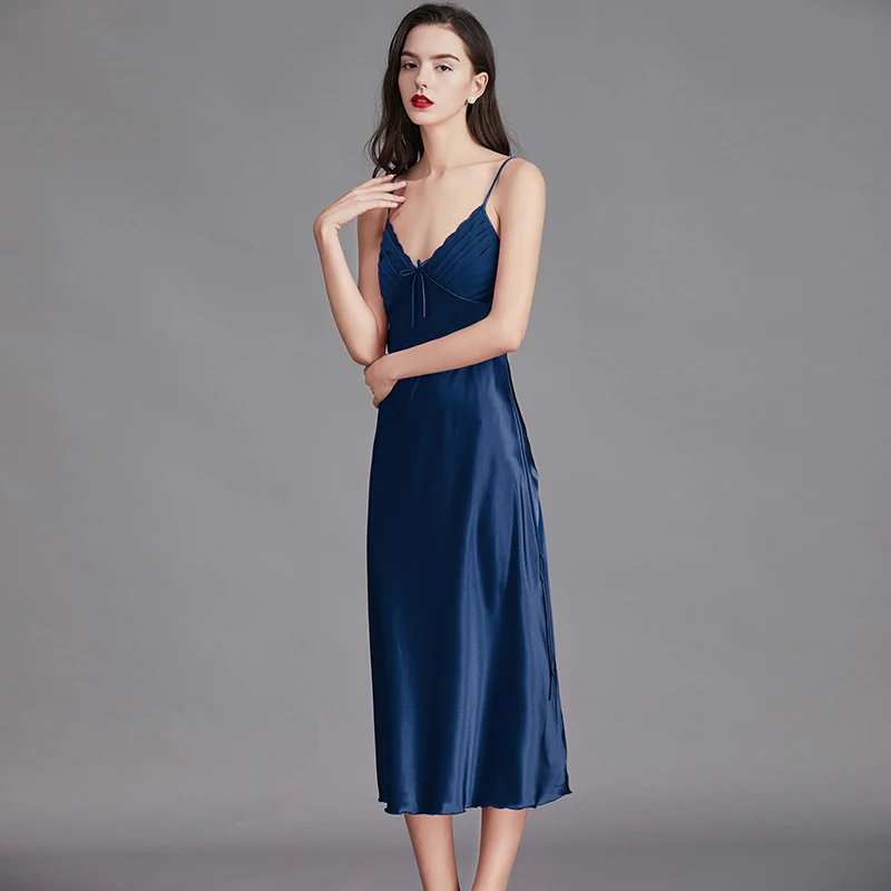 

2021 Summer Women Plus Size Night Dress Sexy Spaghtetti Strap Silk Nightgowns Ladies Sleepwear Long Style Sleeping Dresses