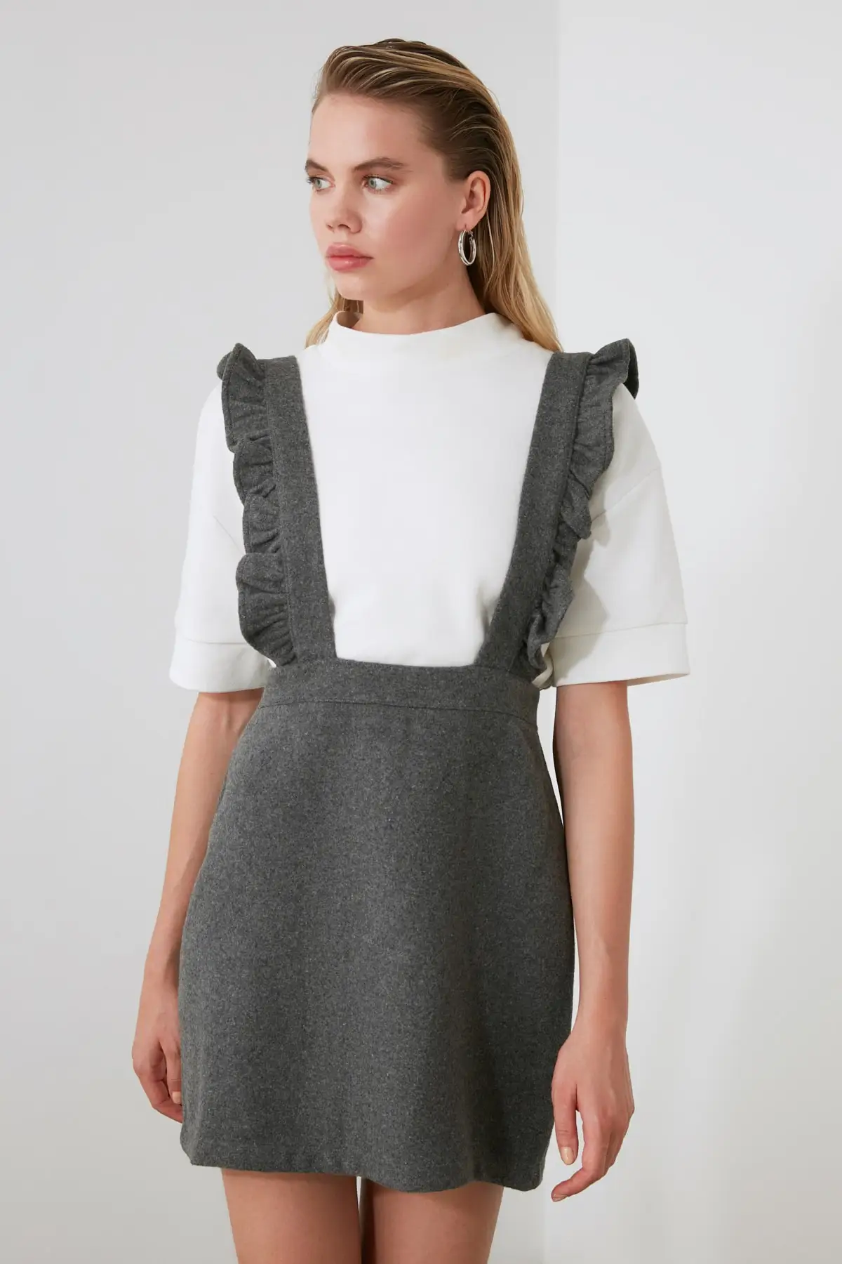 

Trendyol Gray Plaid Gilet Dress TWOAW20EL0292