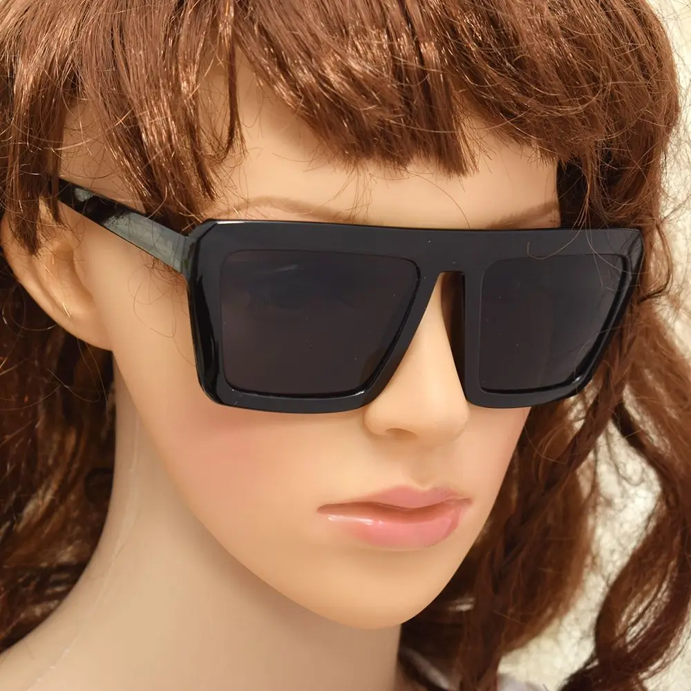 

2019 Vintage Retro Sunglasses Men Women Fashion Flat Top Oversize Square UV Protect Sunglasses Car Accessories