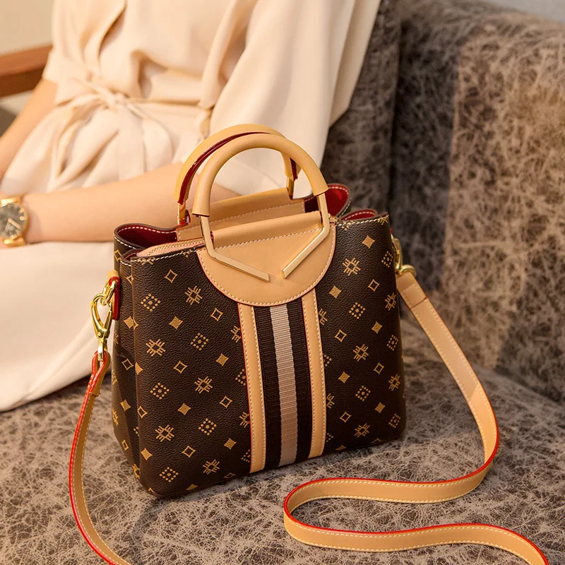 

Genuine Leather Women Buckets 2021 New Fashion All Match One Shoulder Bags Ladies Designer Purses and Handbags Channels Handbags