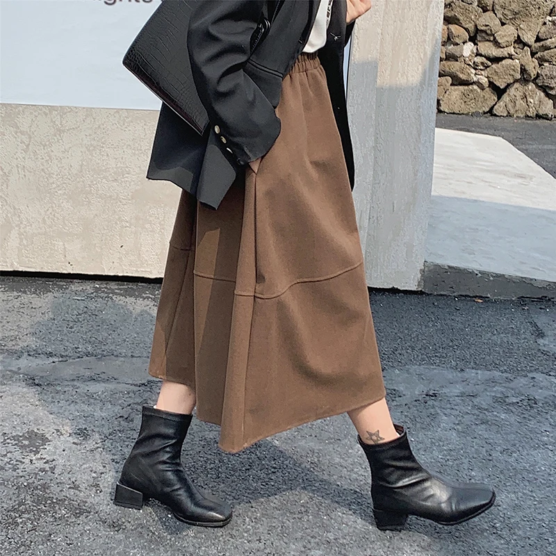 Юбка женская трапециевидная с карманами на осень/зиму