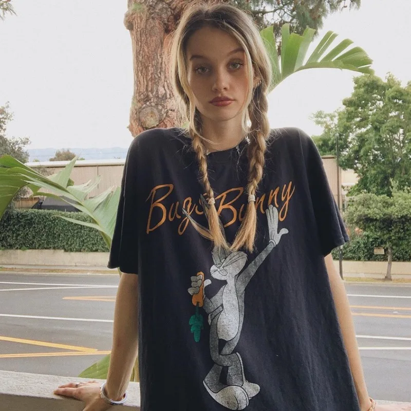 

2021 New Summer Casual Women T-shirts Gray Cartoon Bunny Print Graphic Tee O-neck Short Sleeve Fashion Oversized T Shirt Top Tee