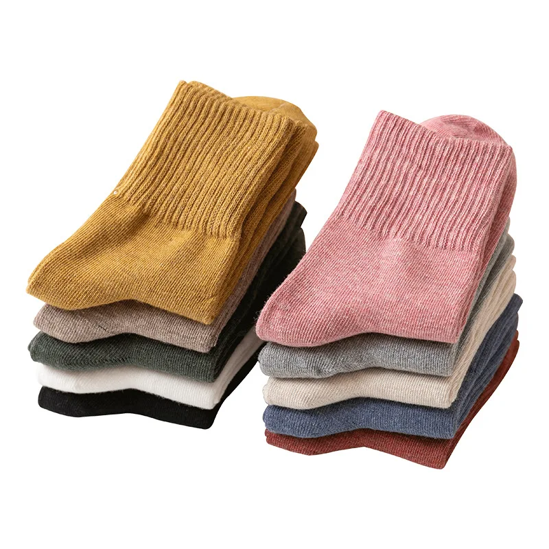 

5 Pairs 2020 Japanese Women's Socks All-match Solid Color Women's Tube Socks INS Cotton Socks Women Thick Winter Women's Socks