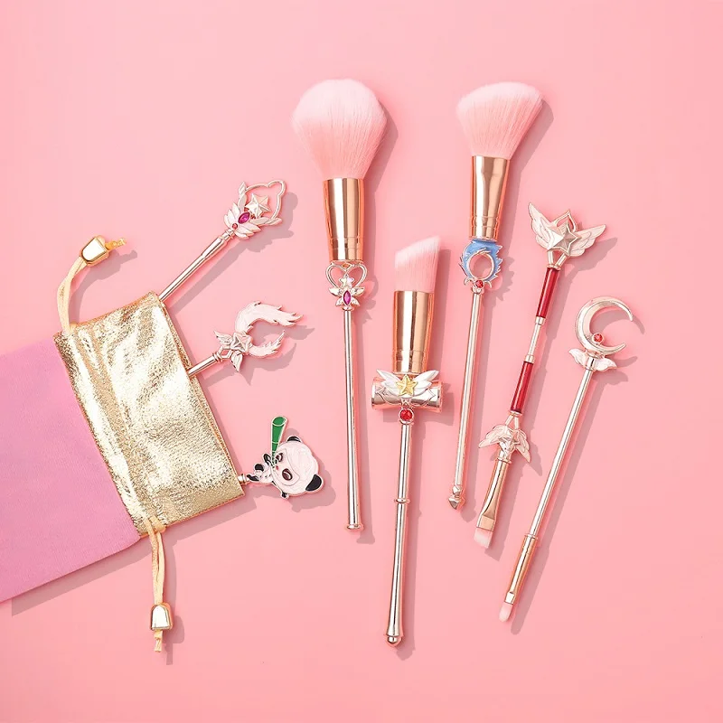 Короткая футболка с героями из японского аниме Сейлор Мун набор кистей для