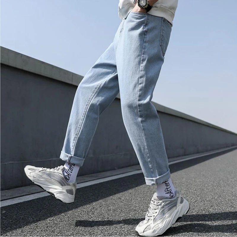 Новые мужские джинсы новые свободные брюки простой дизайн высококачественные
