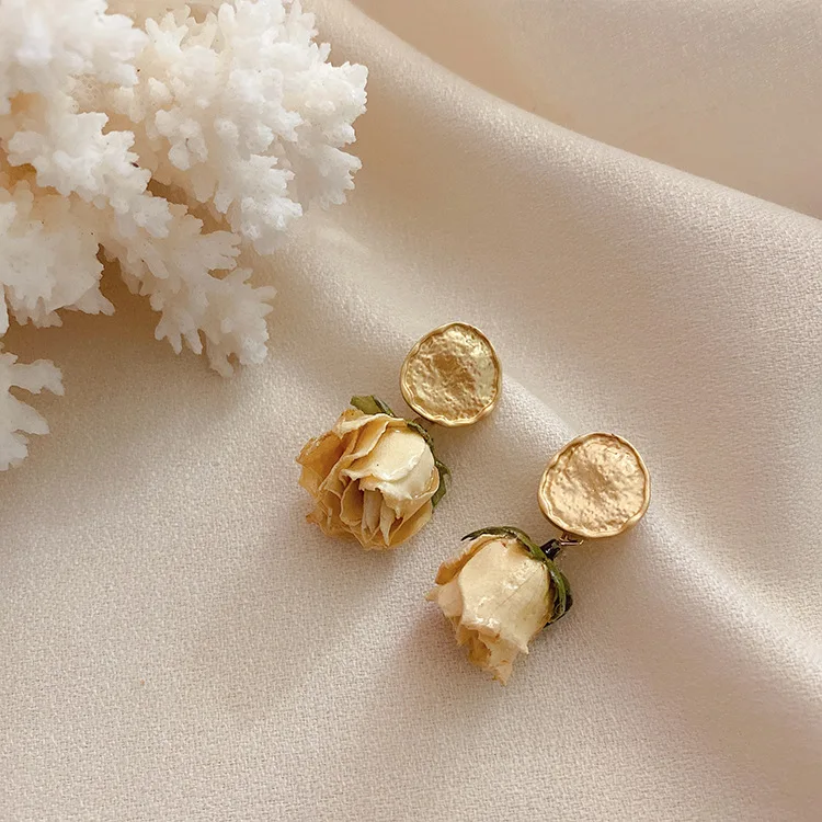 

2021 Valentine's Day Jewelry Delicate Dried Flower Drop Earring Gold Plated Geometric Rose Flower Earring For Girls