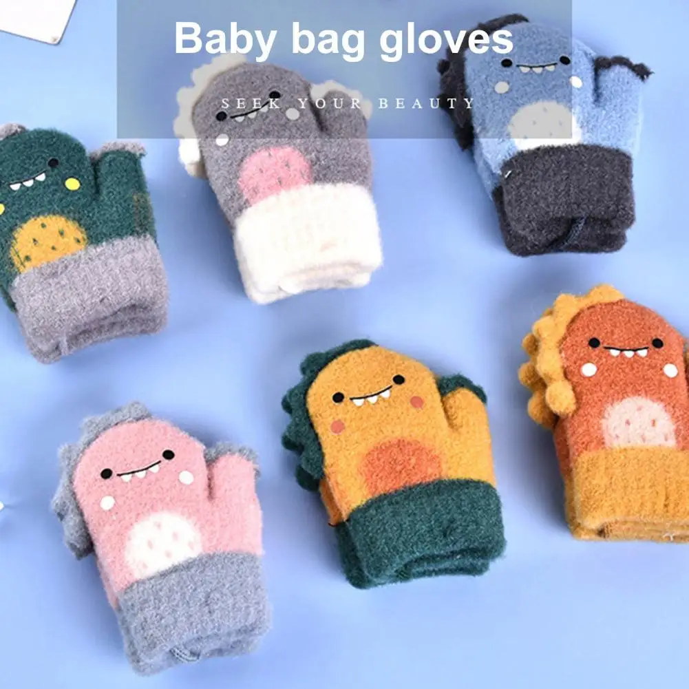 

1 Pair Infant Gloves Cartoon Animal Hanging Neck Girls Boys Thicken Warm Knitted Gloves for Outdoor Gloves