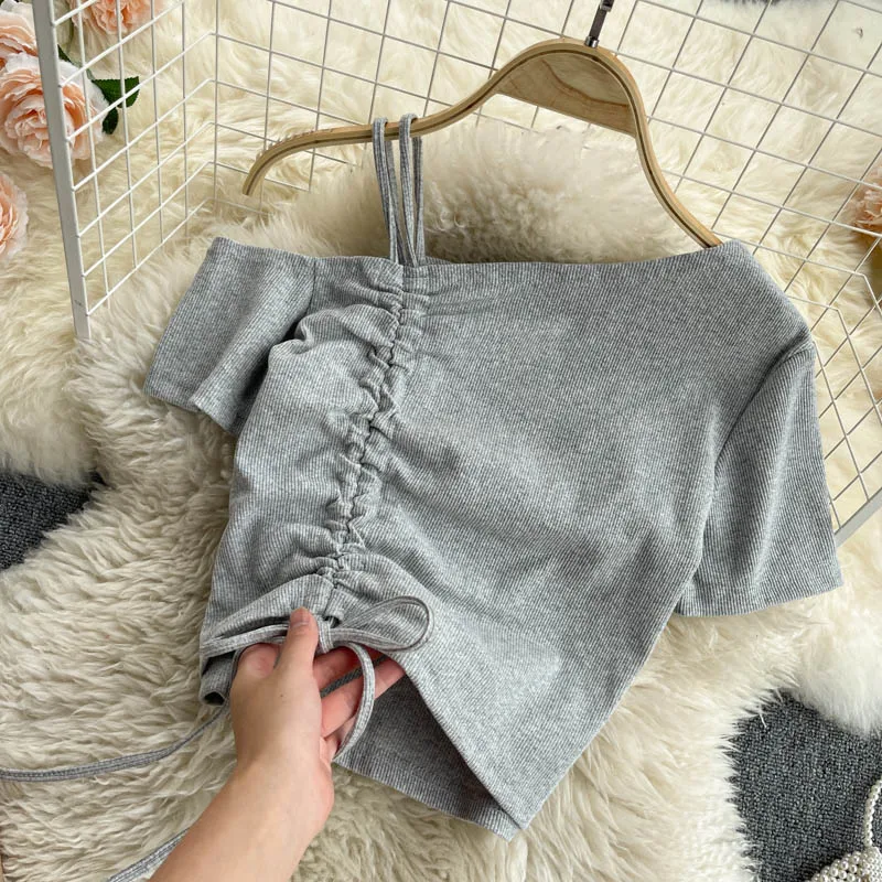 Женские облегающие укороченные футболки с косым воротником и коротким рукавом