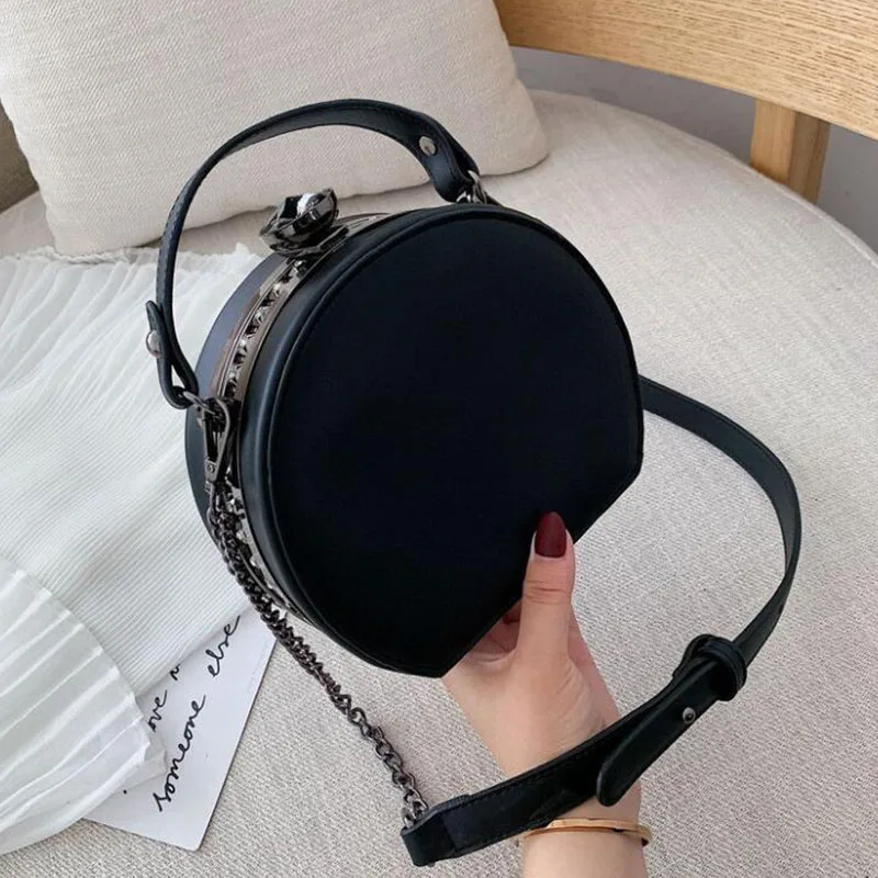 

Брендовая дизайнерская сумка через плечо для женщин, мессенджеры на цепочке через плечо, роскошная маленькая круглая модная кожаная сумочк...