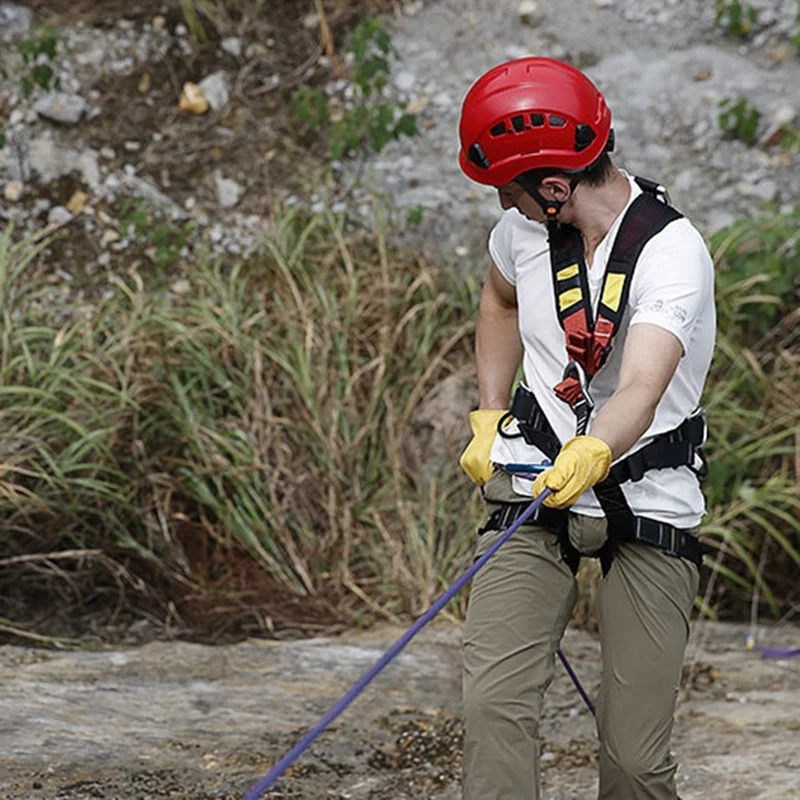 

Outdoor Protective Equipment Upper Body Safety Belt Shoulder Belt Climbing Mountaineering Safety Belt Downhill Rescue