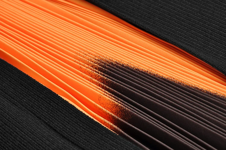 

PYJTRL Autumn Winter Women Black Knitting Spliced Orange Print Pleated Casual