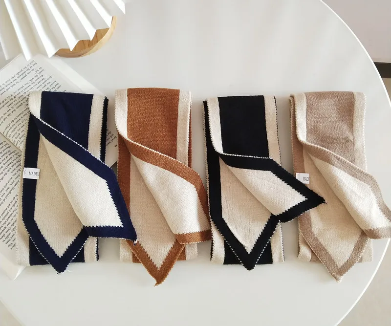 

Korean Version New Pure Color Knitted Small Scarf Female Spring Autumn Winter Double-sided Scarf Decorated Sharp Corners B26