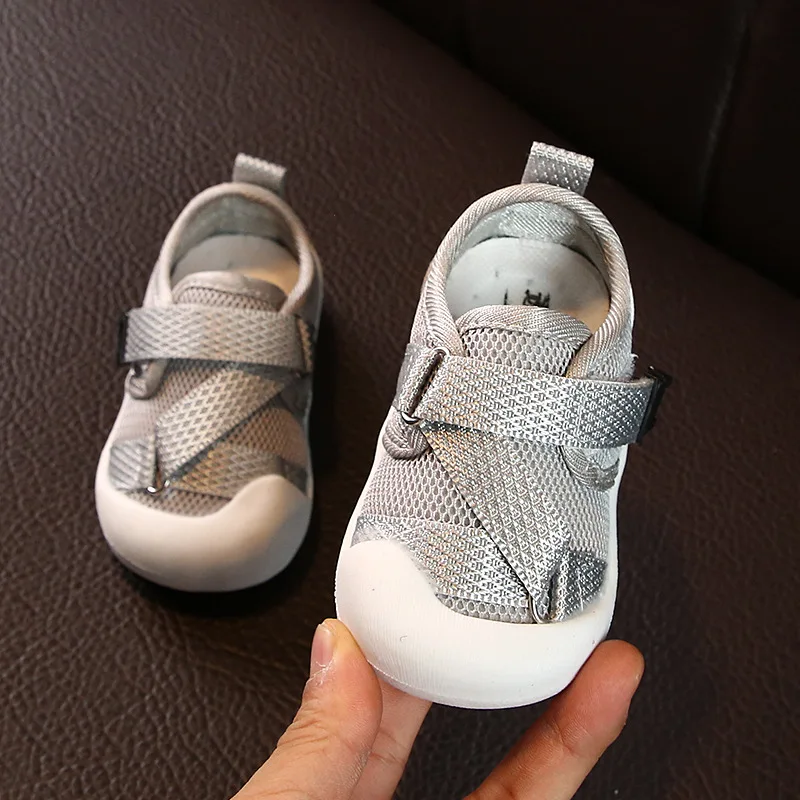 Обувь JUSTSL для маленьких мальчиков и девочек Осенняя обувь с дышащей сеткой