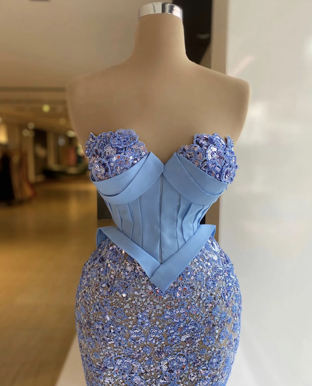 

BAZIIINGAAA Arab Luxury Evening Dress Handmade Beading Sweetheart Robe Dresses Ball Gown Royal fam Feather Customized Plus Size