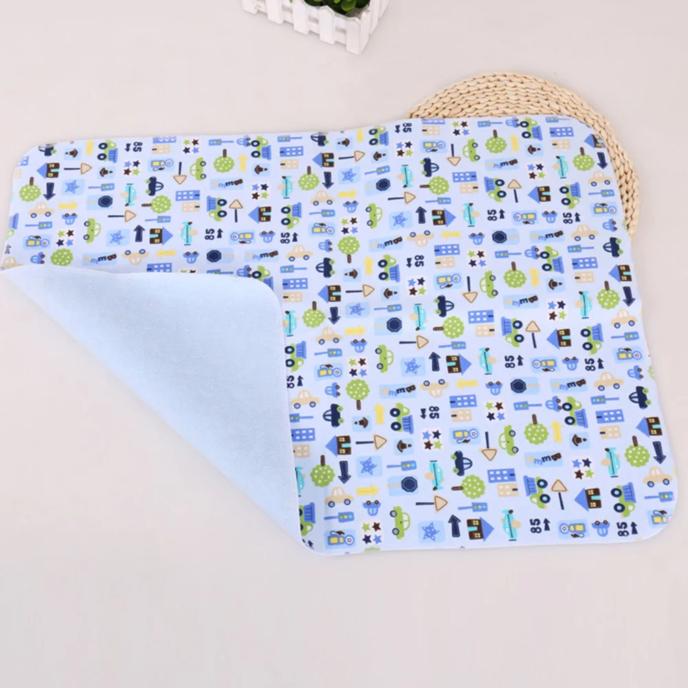 Pa&ntilde;al impermeable de 30x45cm para beb&eacute;, almohadilla aislante reutilizable con estampado de dibujos animados, cambiador de orina infantil, suave, para el hogar-1