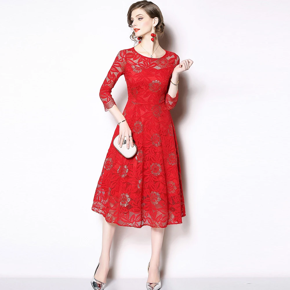 Женское кружевное платье с рукавом три четверти и круглым вырезом | Женская