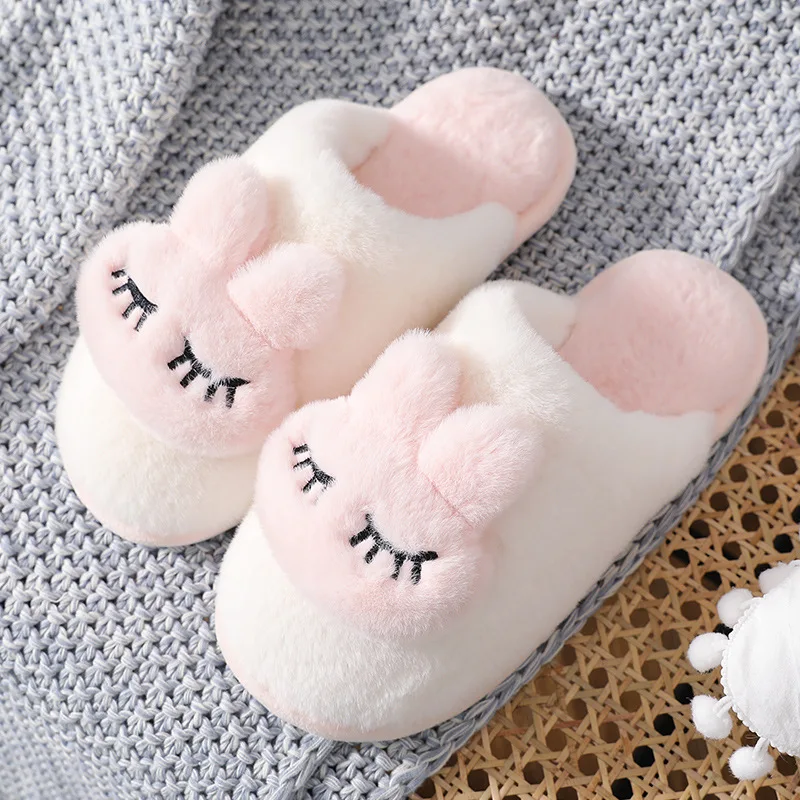 Light Pink Suihyung/Женские меховые домашние тапочки; зимняя теплая мягкая плюшевая домашняя обувь; женские тапочки на плоской подошве с милым кроличьим мехом; домашние шлепанцы без застежки - Цвет: Light Pink