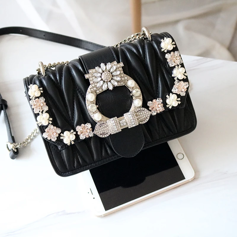 Роскошная сумка-мессенджер с украшением из бриллиантов и жемчуга женская