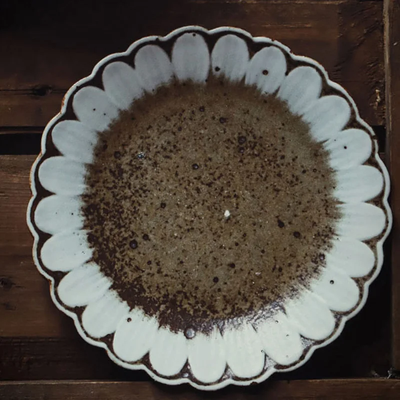 

Handmade Vintage Coffee Cup Creative Ceramic Japanese Hand Brushed Coffee Cup Saucer Pigmented Kaffeebecher Drinkware EF50CS