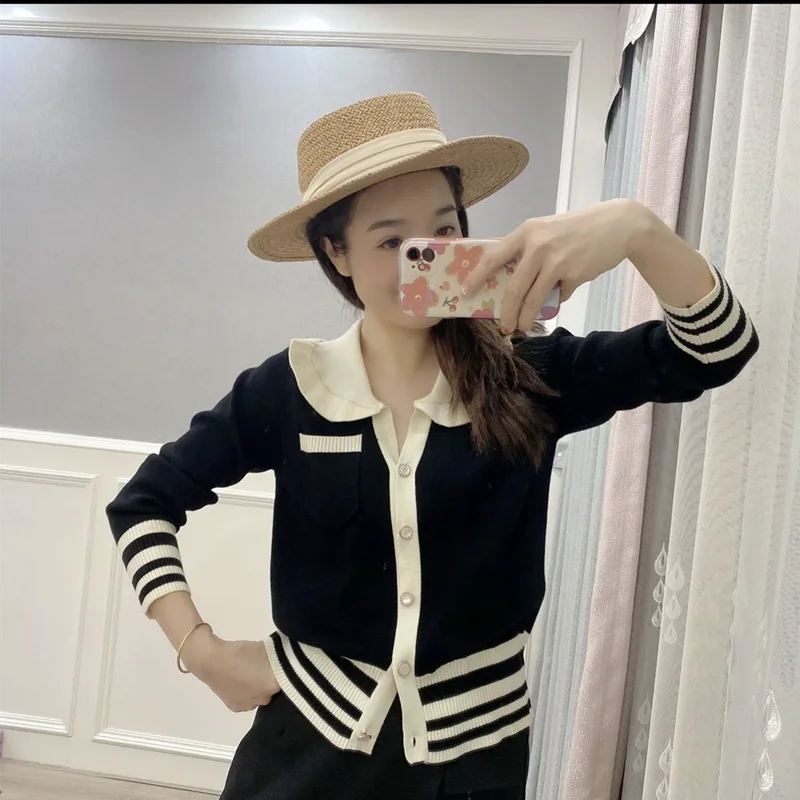 

2021 Autumn Women Knitted Cardigans Sweater Fashion Long Sleeve Loose Coat Casual Button Turn-down Collar Striped Female Tops