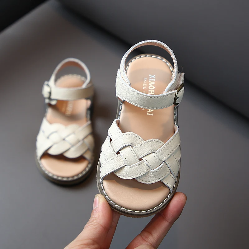 

Сандалии для девочек; Летние плетеные босоножки для маленьких девочек; Новинка 2020 года; Детская пляжная обувь на плоской нескользящей подош...