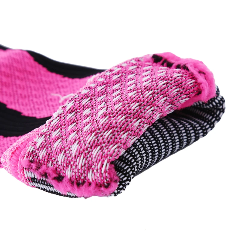 

Shin Guards Soccer Football Protective Leg Calf Compression Sleeves Cycling Running Sports Safety Knee-Pads shinguards 1 Pair