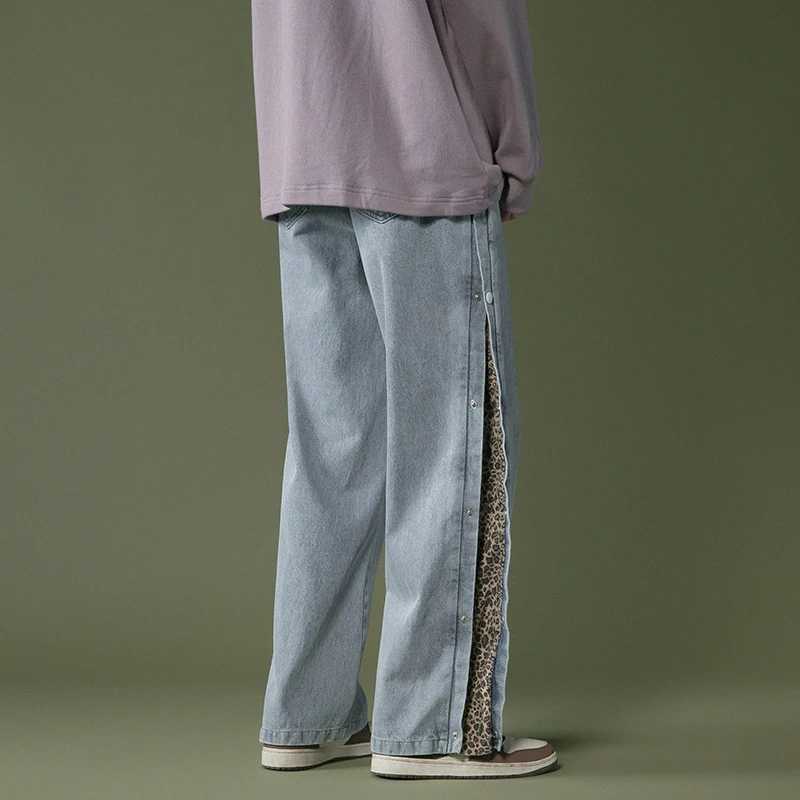 

2021 New Double Side Button Straight Jeans Men Leopard Printed Fashion Streetwear Casual Loose Trousers Wide Leg Harem Pants