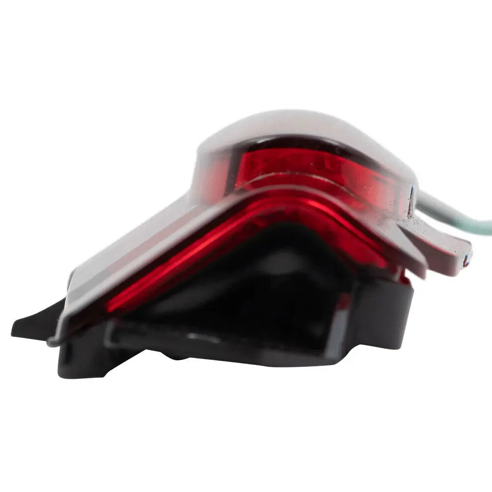 Подходит для Chevrolet Avalanche 2002-2012 пикапа 3-го третьего стоп-светильник CHMSL 15120540 |