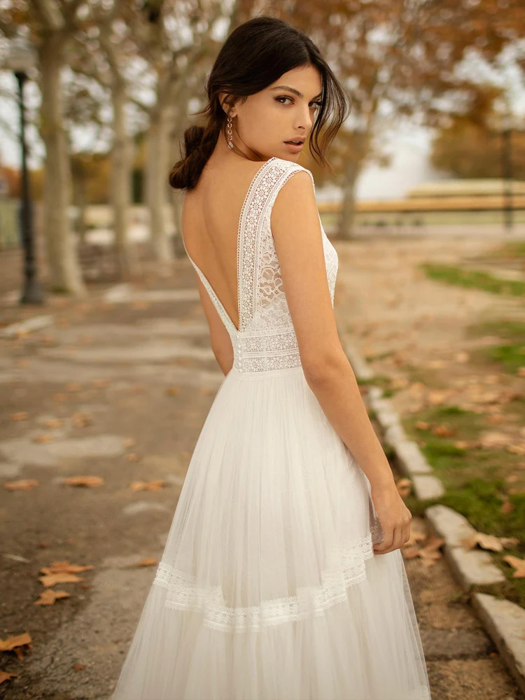 Booma Bohemia ivory Wedding Dresses Lace 2020 Sleeveless Open Back Princess Gown V-Neck Beach Bridal Gowns Plus Size | Свадьбы и