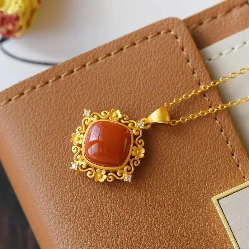

Natural South Red Agate French Retro Pendant Necklace South Red Agate S925 Sterling Silver Gold Inlaid Exquisite Chain