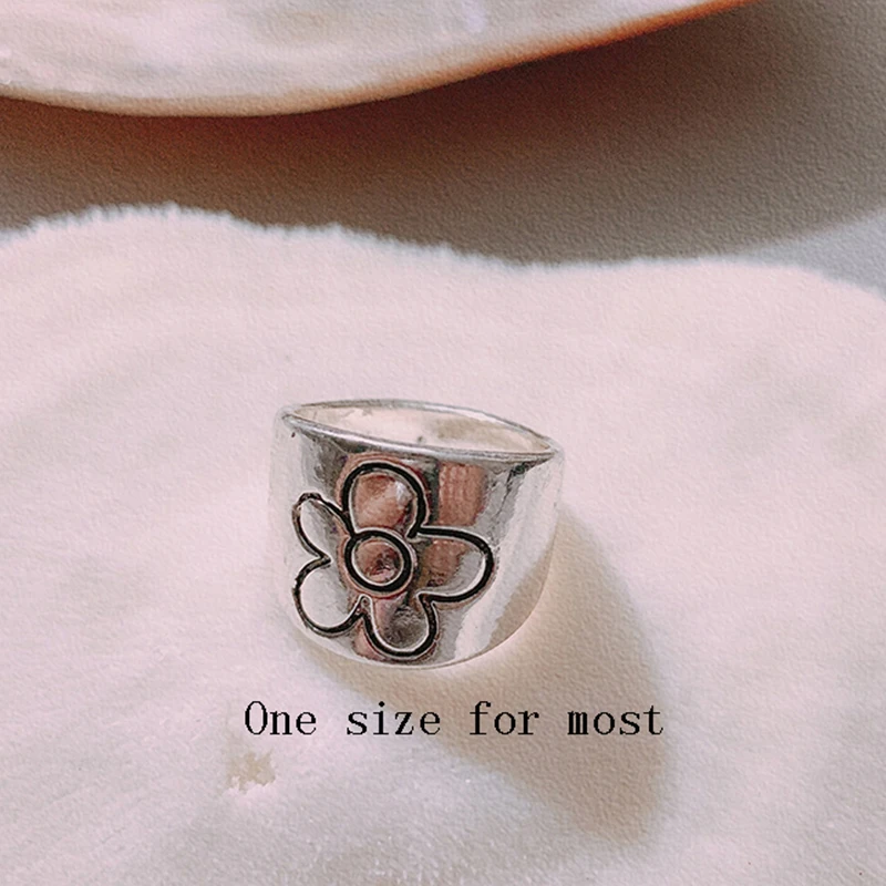 

Vintage Ancient Silver Color Daisy Flower Open Rings for Women Punk Hip Hop Adjustable Ring Fashion Jewelry Best Gift 2021 New