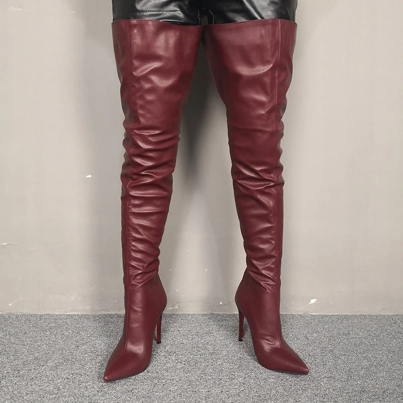 Женские сапоги выше колена винного цвета с острым носком на тонком высоком