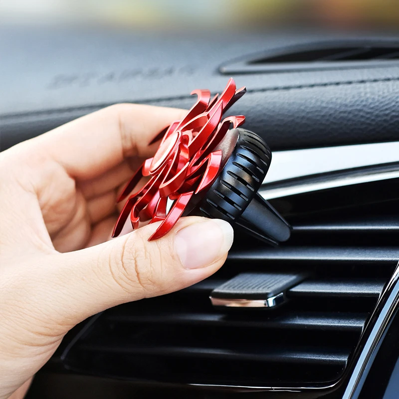 Освежитель воздуха для автомобиля ароматизатор с креплением на решетку