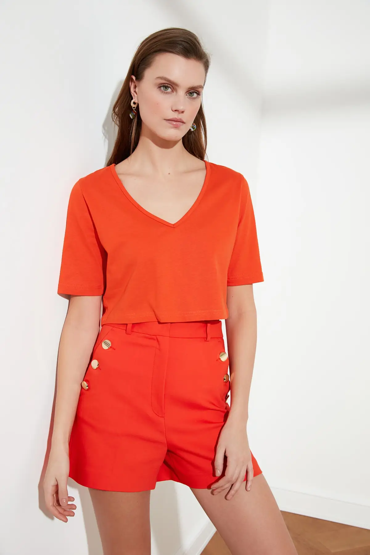 

Trendyol V Neck Crop Knitted Blouse TWOSS21BZ0341