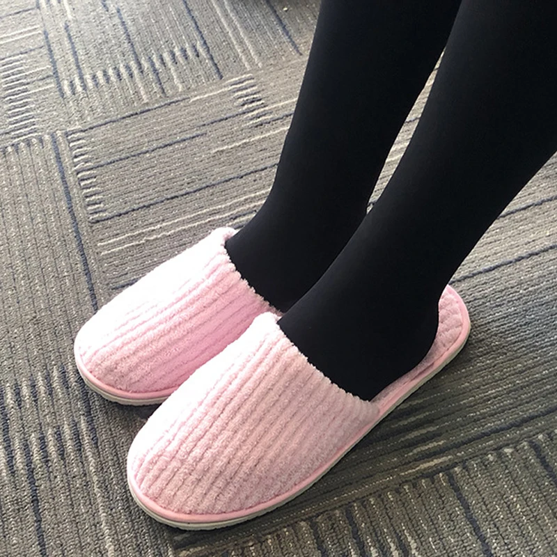 

New Arrival Coral Velvet Striped Disposable Slippers For Women Men Bedroom Indoor Hotel Supplies Non-slip Home Guest Slippers