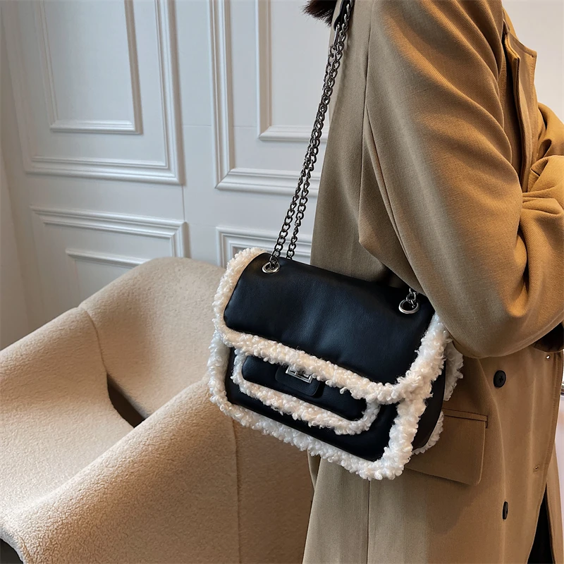 

Новинка 2021 года; Женская сумка; Сезон осень-зима; Универсальная сумка-мессенджер с цепочкой; Модная маленькая квадратная сумка на одно плечо...