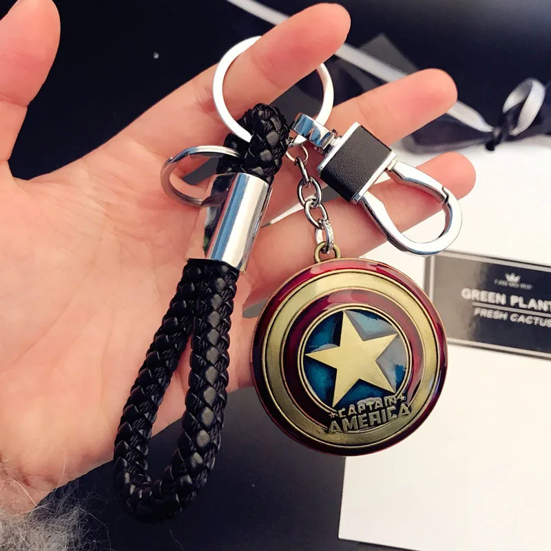 Брелок для ключей Подвесные брелки из металлического мультфильма Человек паук в