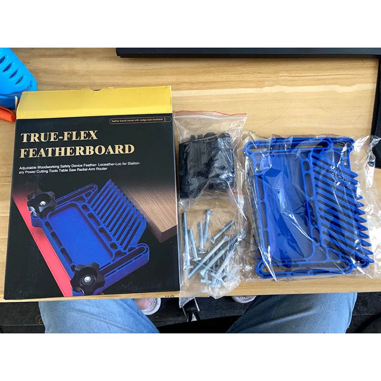 Деревообрабатывающий вертикальный перо флип-чип гравировальная Машина