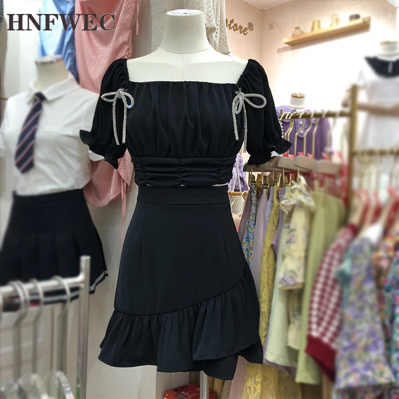 

2020 Autumn Short Puff Sleeve Slash Neck Top Mini Skirt Two Piece Set Women Outfits P794