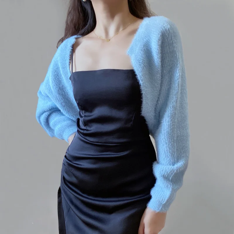 

WOMENGAGA Women Fluffy Open Front Crop Cardigan With Batwing Sleeve 17LU