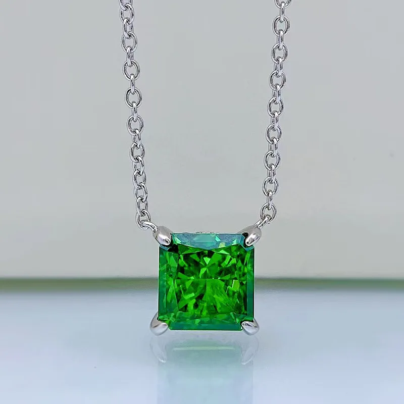 

S925 Sterling Silver Stud Earrings Green High Carbon Diamond 8*8mm Pendant Necklace Super Beautiful Fairy Women's Jewelry 2021