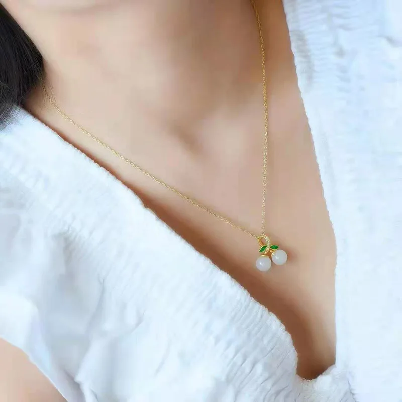 

2021New 925 Ancient French Silver Cherry Necklace Inlaid with Natural Hetian Jade Round Beads Pendant Is The Best Gift for Coup