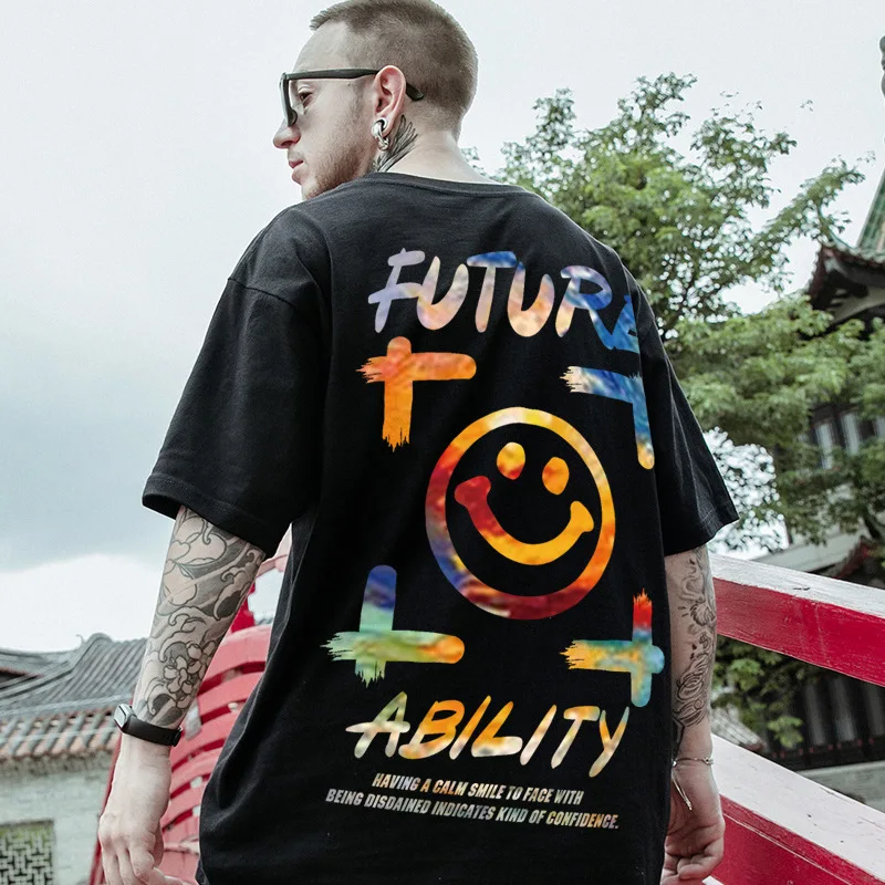 

Hip hop cool oversized T-shirt men fashion Streetwear Smiley Printed Short sleeve summer t shirts men t shirt anime