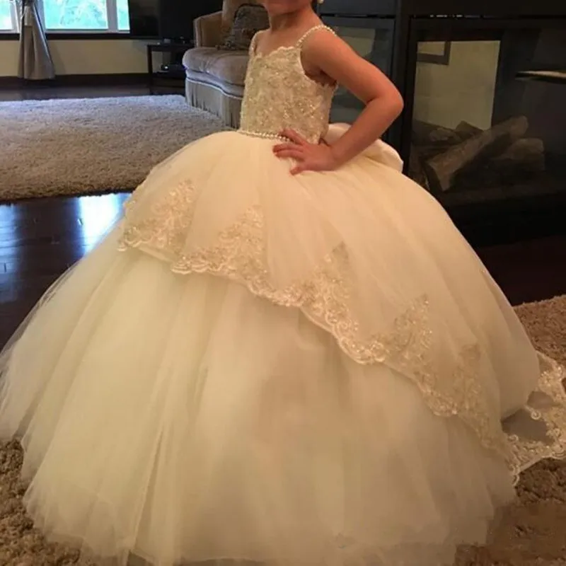 Arabic Flower Girl Dresses for wedding Spaghetti sequins beading back big bow Ball Gowns Beautiful First Communion | Мать и ребенок