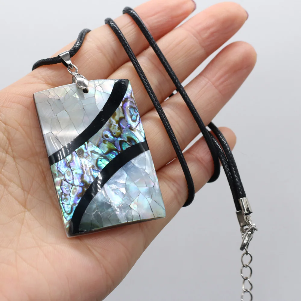 

Natural Rectangular Shell Pendant Necklace Jewelry Mother of Pearl Shells Necklaces for Women Men Charms Chain Necklace Choker