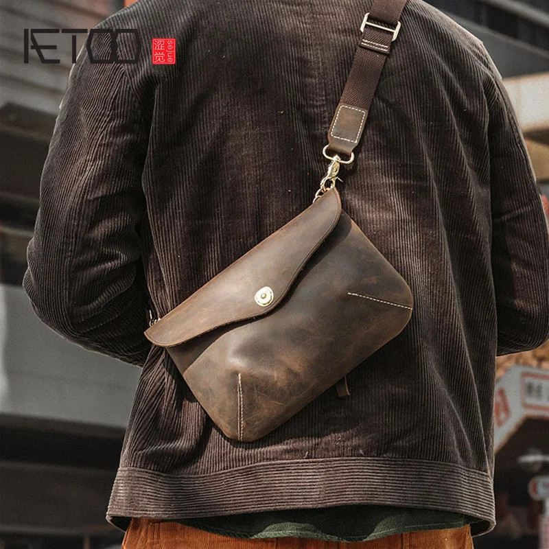 AETOO Men's casual pouch, leather simple shoulder bag, leather retro messenger bag