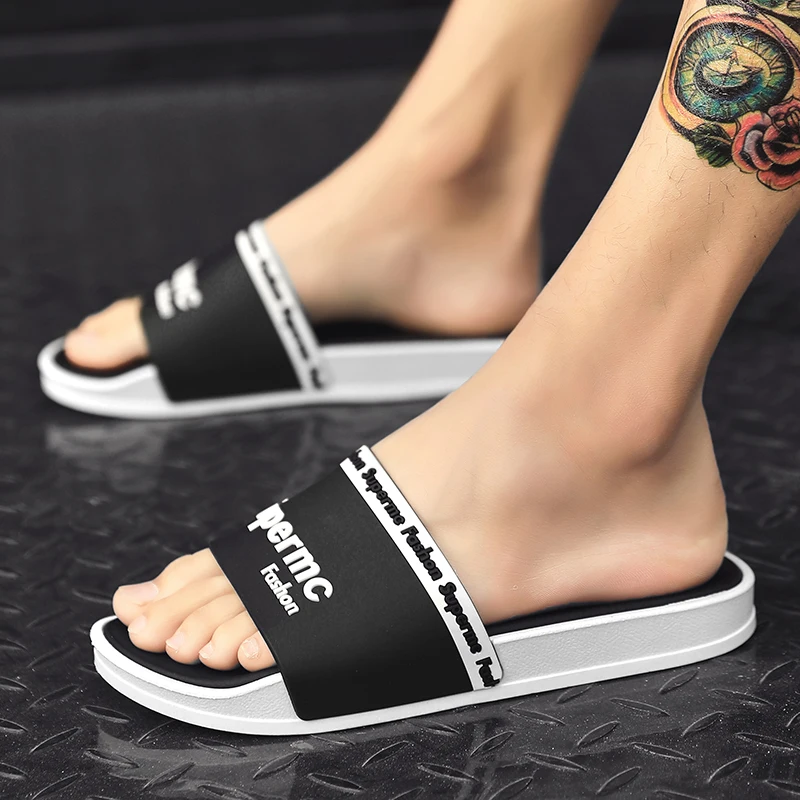 2020New мужские тапочки домашние милые Нескользящие Тапочки для ванной мужчин и