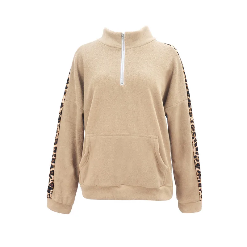 

Hoodies & Sweatshirts